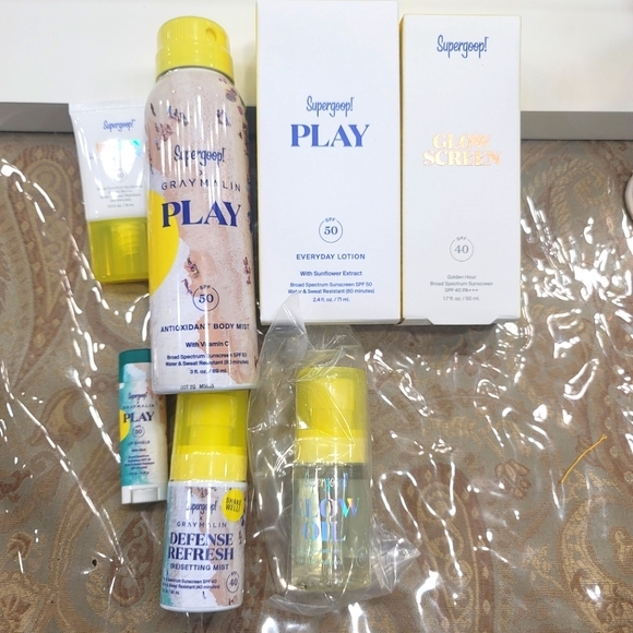 Seven piece suncare set from head to toe - Picture 1 of 1